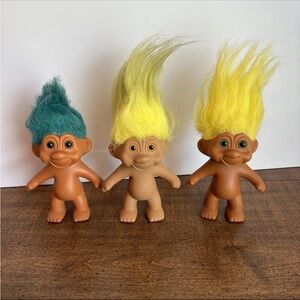3 Vintage Troll Dolls T.N.T. 1991 2 yellow hair 1 blue hair cl